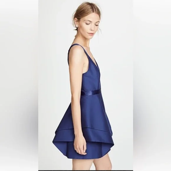 sachin and babi light blue dress HALSTON HERITAGE .. satin halter coral dress  Size 2